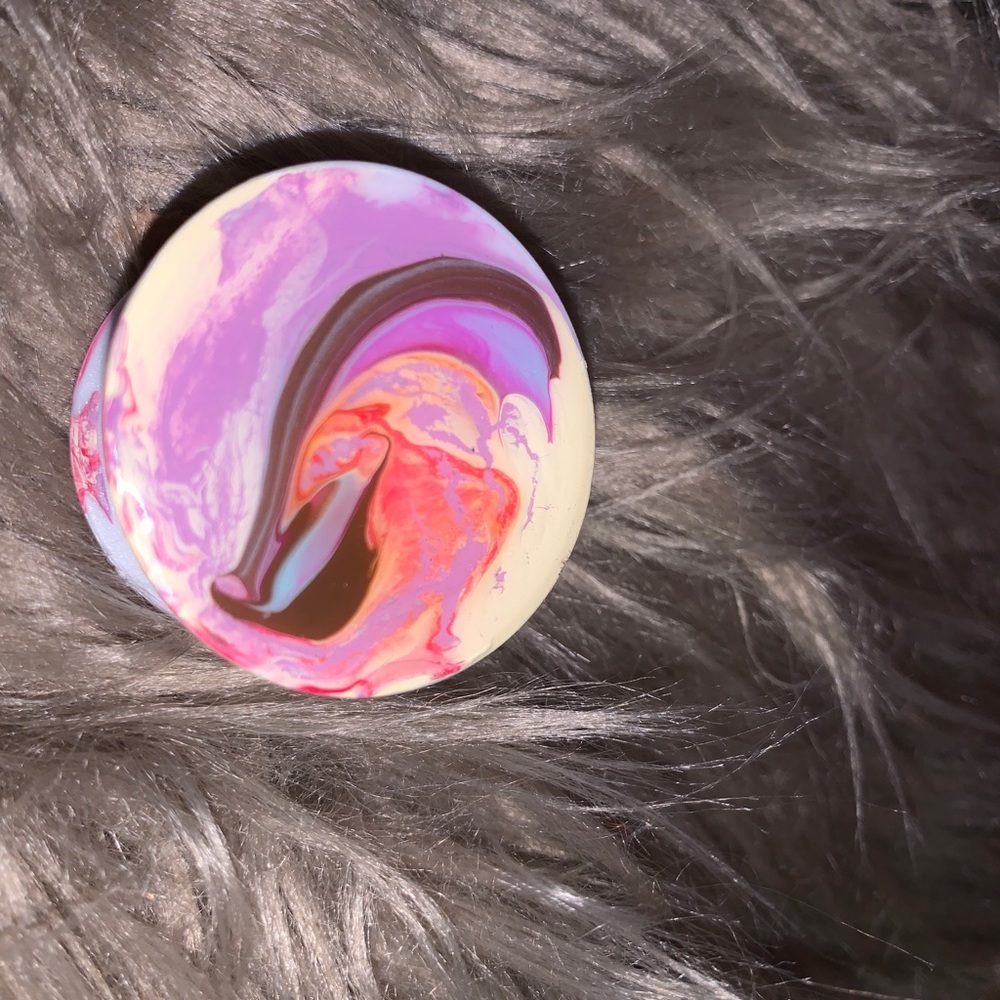 Pretty swirl PopSocket